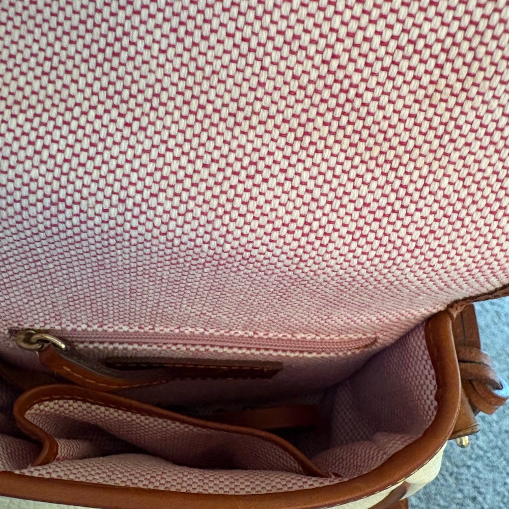 Dooney & Bourke Cream and Brown Crossbody Bag - Picture 5 of 6